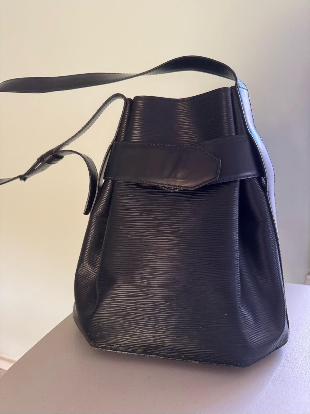 Louis Vuitton Black Epi Leather Bucket Shoulder Bag